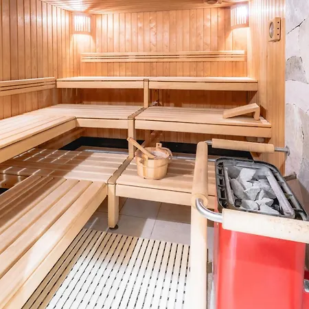 アレックス ホテル 3*