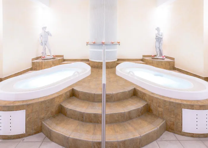 فندق أليكس لوكباد